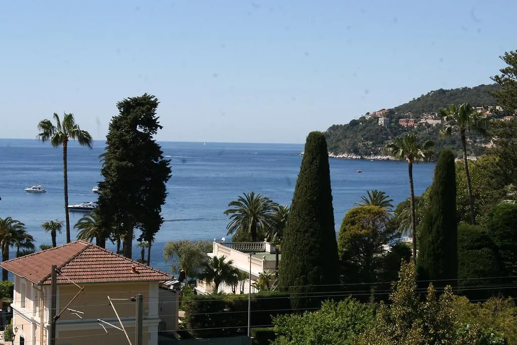 Hotel La Villa Patricia - Charme Et Tradition 2*, Villefranche-sur-Mer